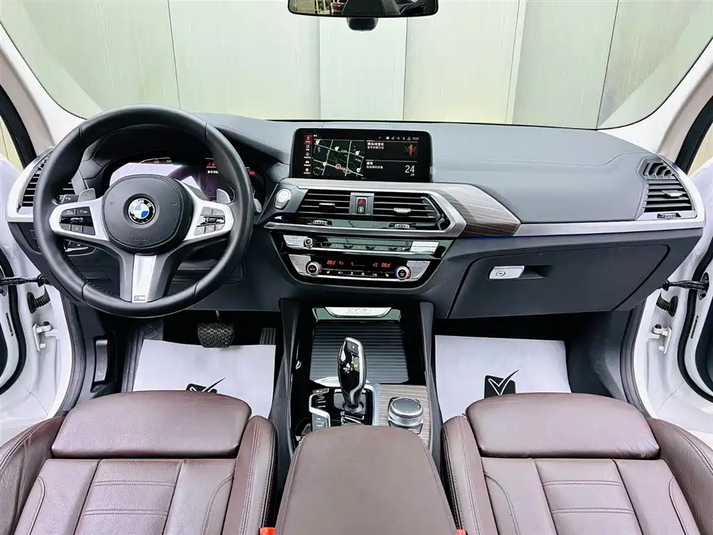 BMW X3 2020 — фото 9