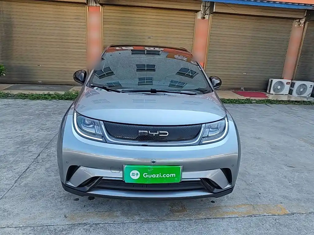 BYD Dolphin 2023