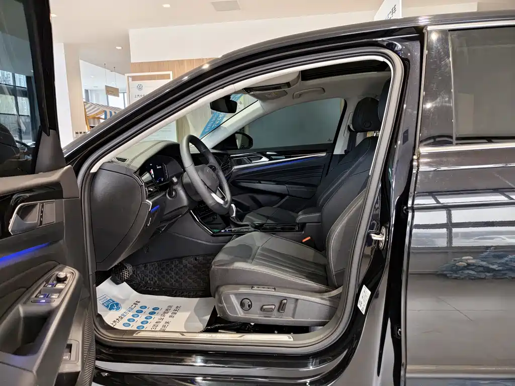 Volkswagen Passat 2025