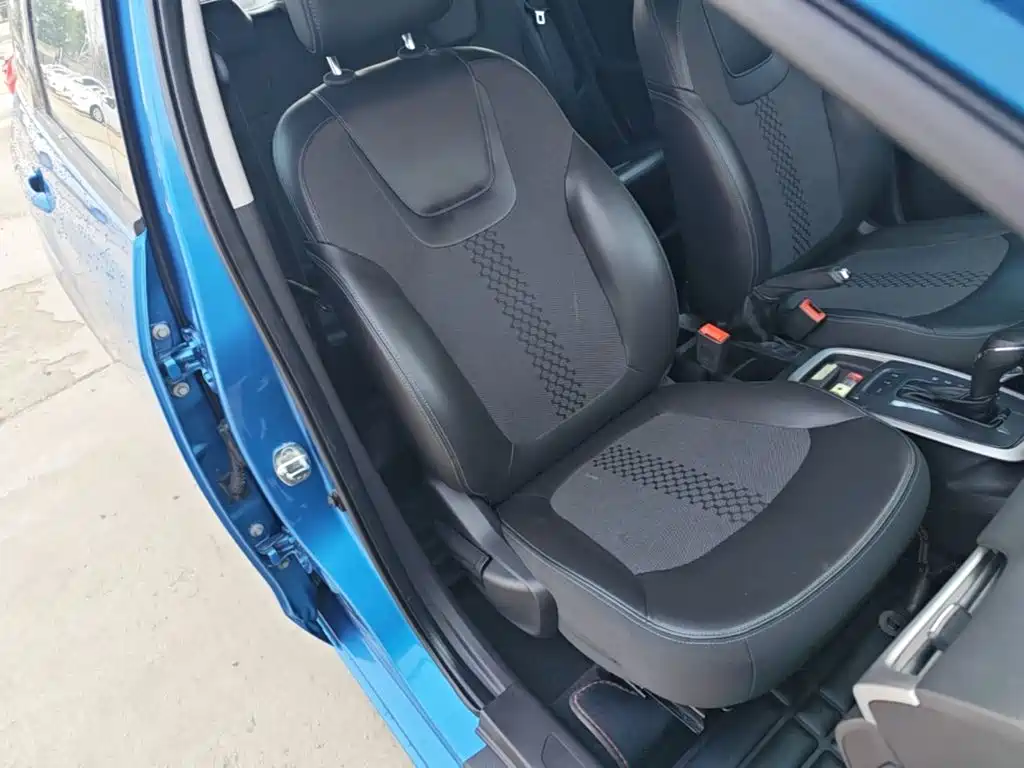 Chevrolet Lefeng RV 2016 — фото 25