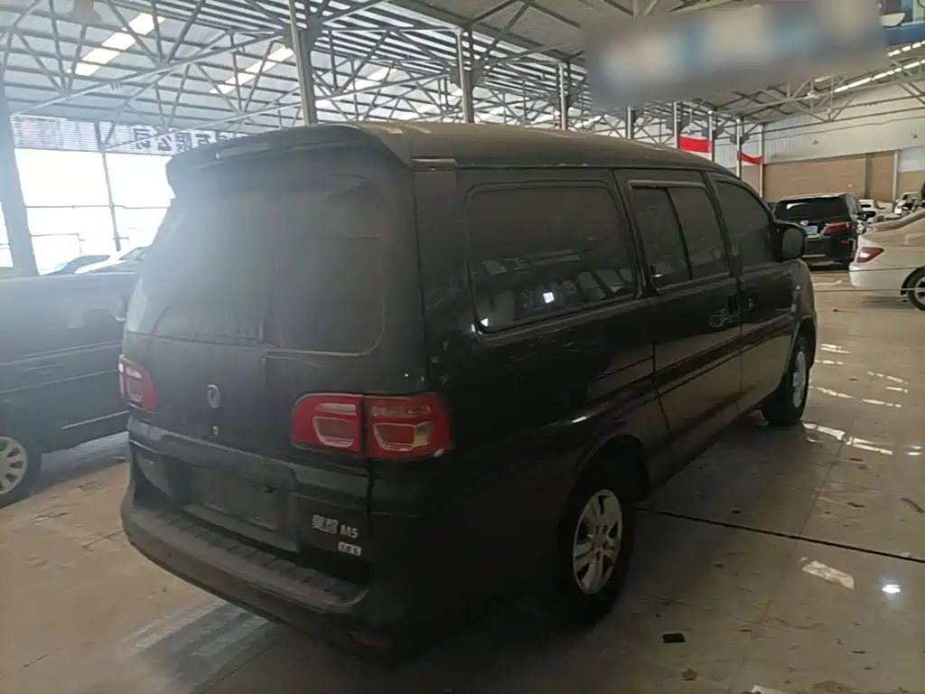 Dongfeng Lingzhi 2017
