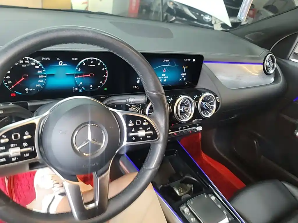 Mercedes-Benz GLA 2021 — фото 10