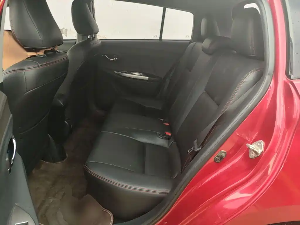Toyota Yaris L 2016 — фото 17