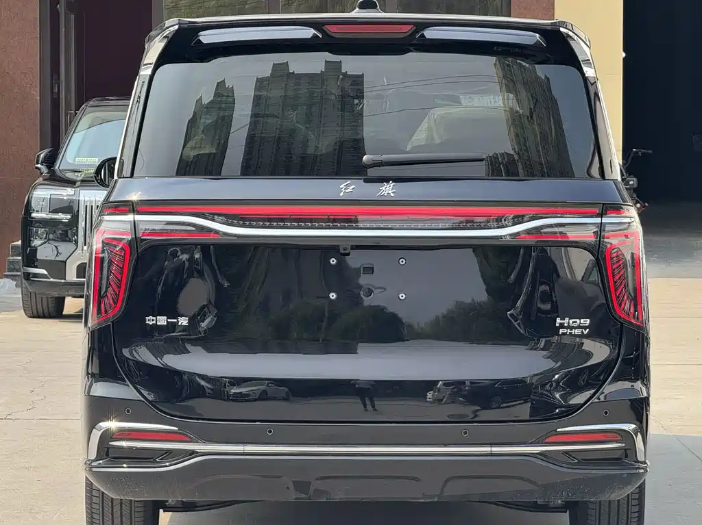 Hongqi HQ9 PHEV 2024 — фото 14