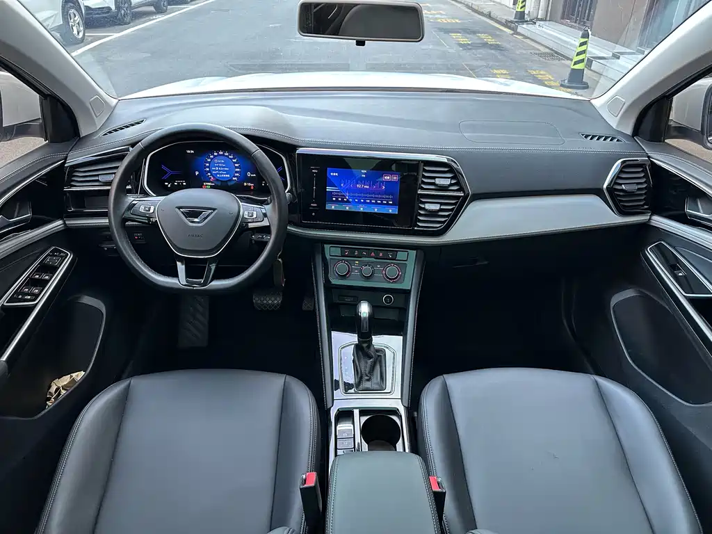 Jetta VS7 2023 — фото 15