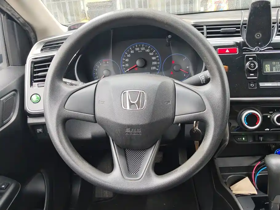 Honda City 2016 — фото 15