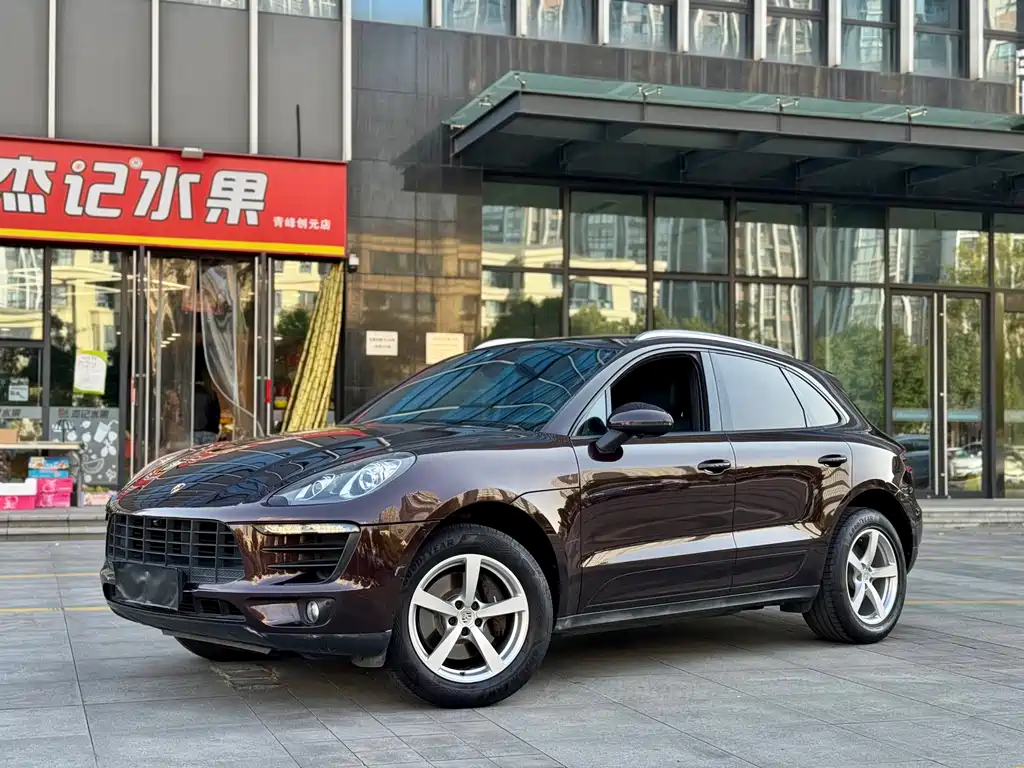 Porsche Macan 2016 — фото 1