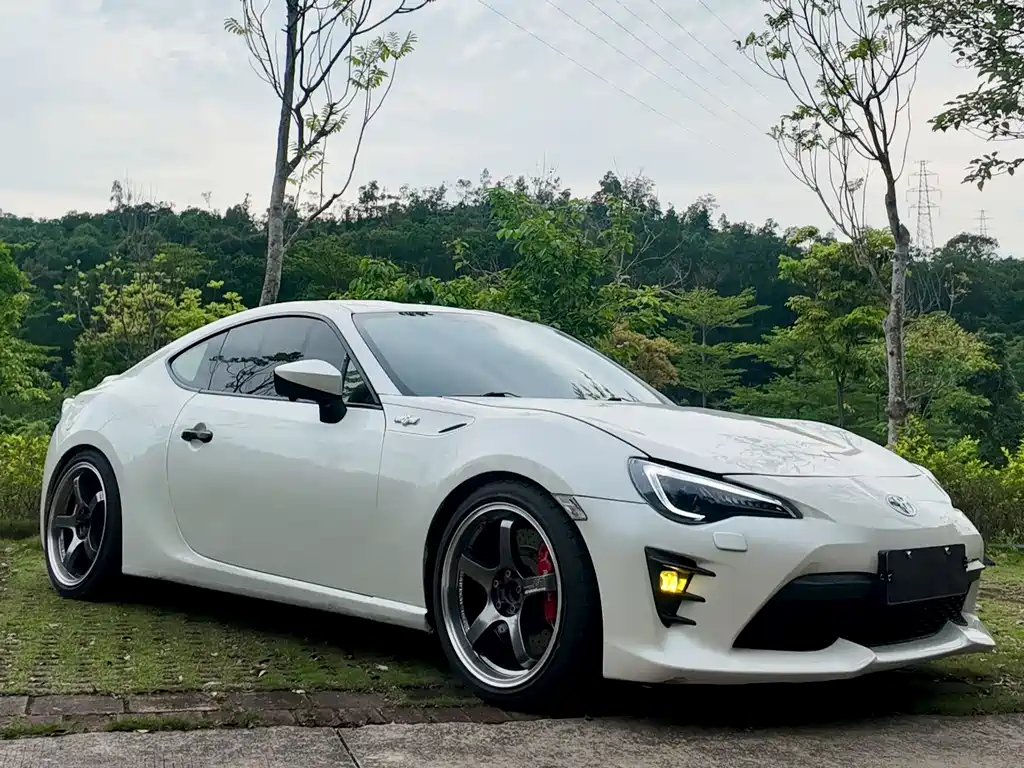 Toyota 86 2014 — фото 11