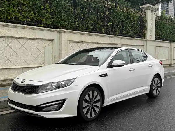 Kia K5 2012