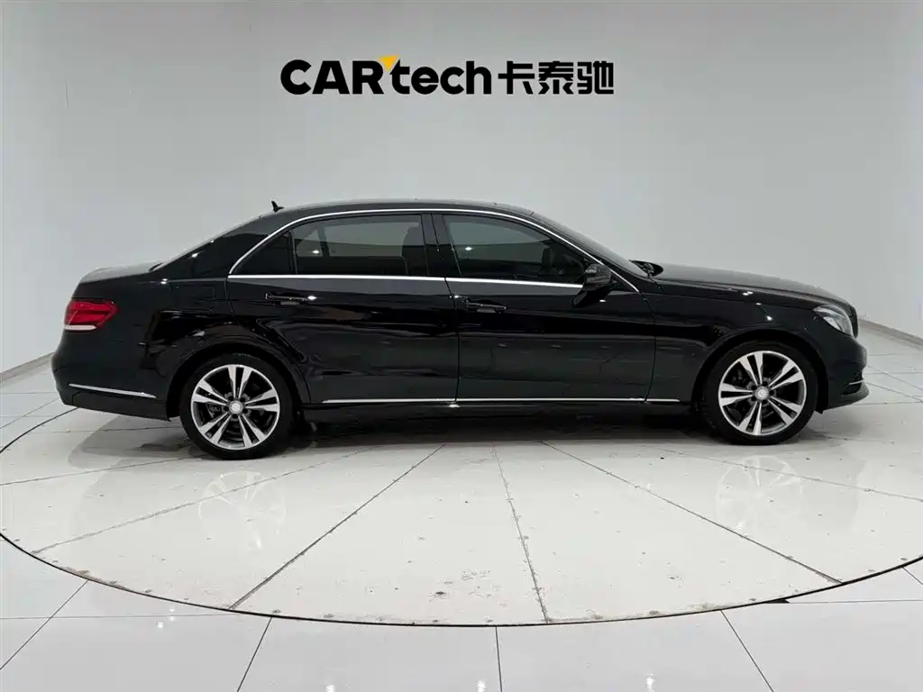 Mercedes-Benz E-Class 2015 — фото 12