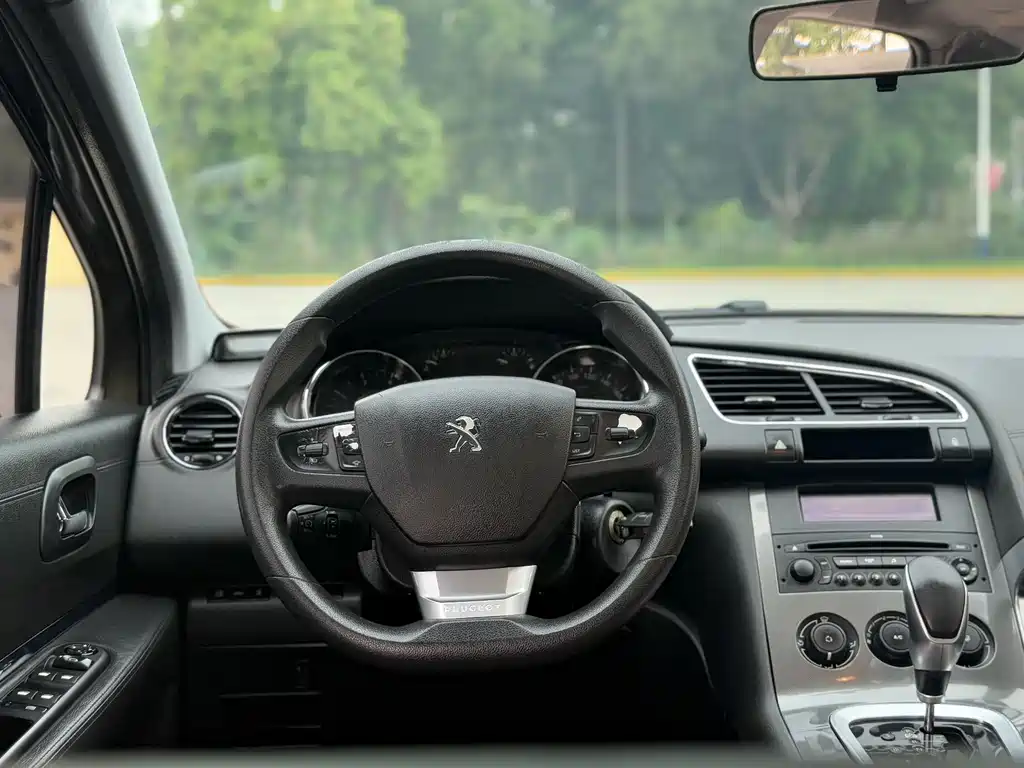 Peugeot 3008 2016 — фото 15