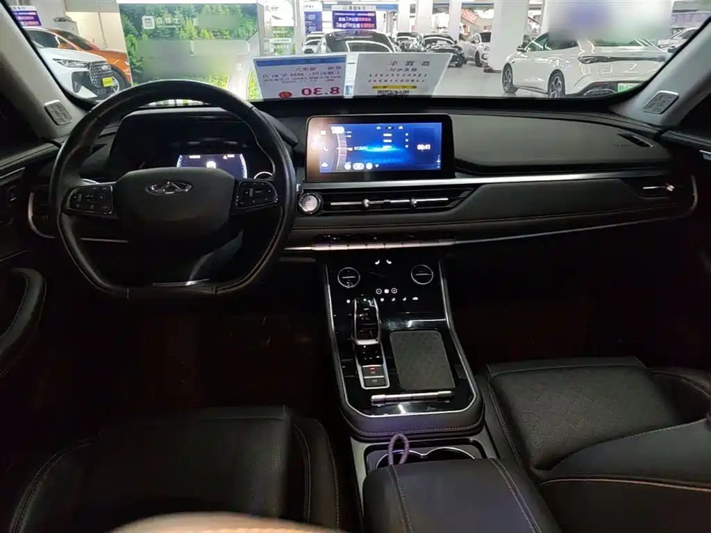 Chery Tiggo 8 2025 — фото 10