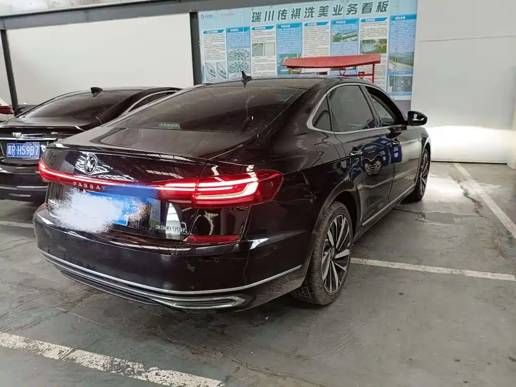 Volkswagen Passat 2022