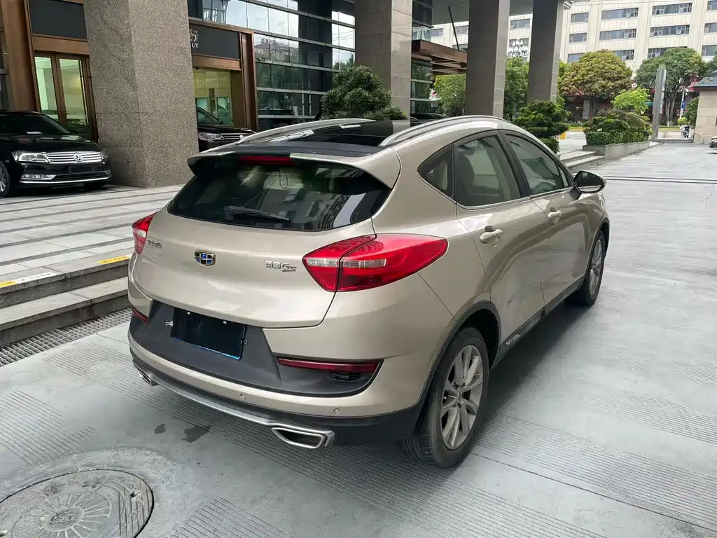 Geely Emgrand GS 2017 — фото 9