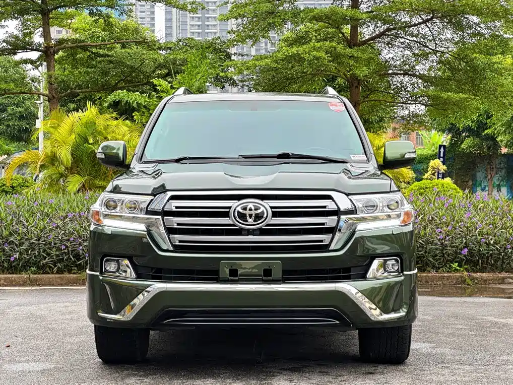 Toyota Land Cruiser 2012 — фото 2