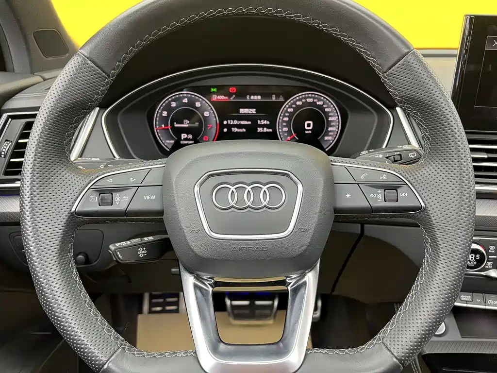 Audi Q5L 2024 — фото 12