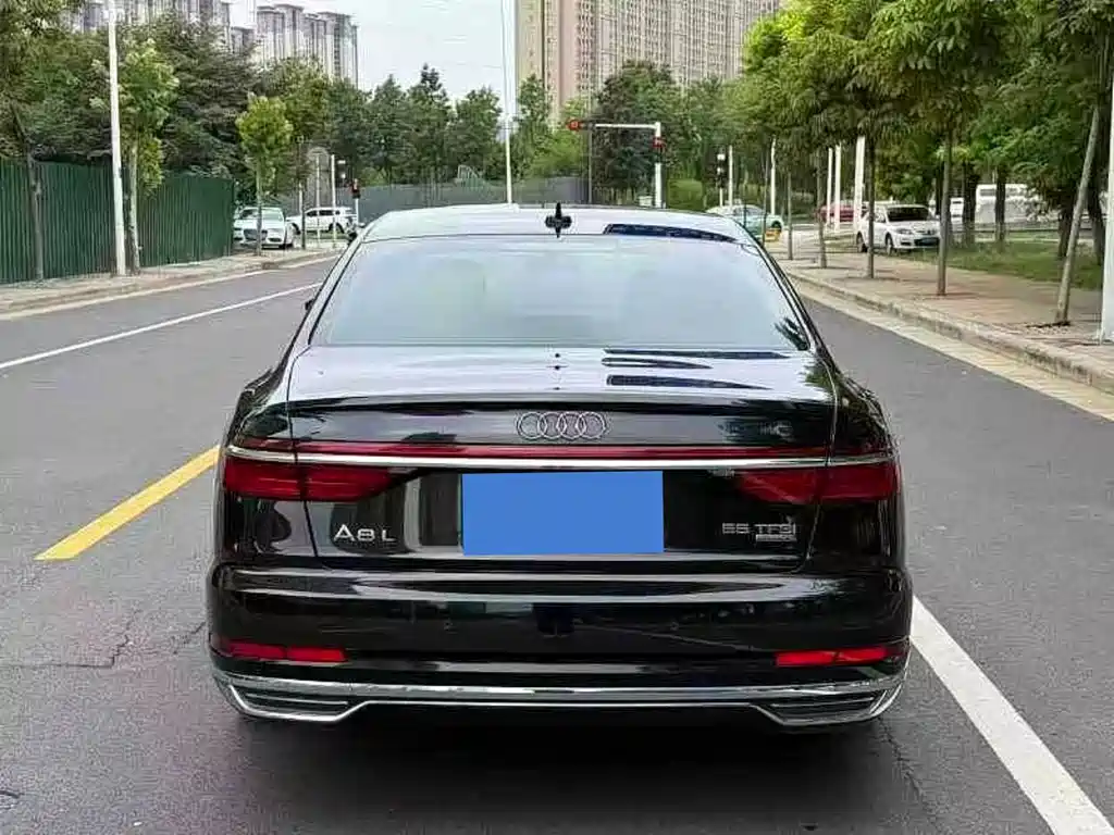 Audi A8 2019