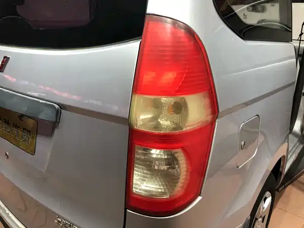 Wuling Hongguang 2014