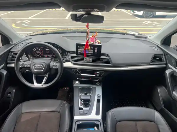 Audi Q5L 2019