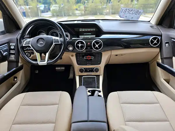 Mercedes-Benz GLK-Class 2015
