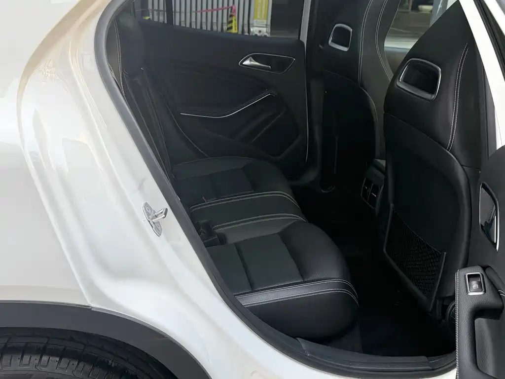 Mercedes-Benz GLA 2019 — фото 16
