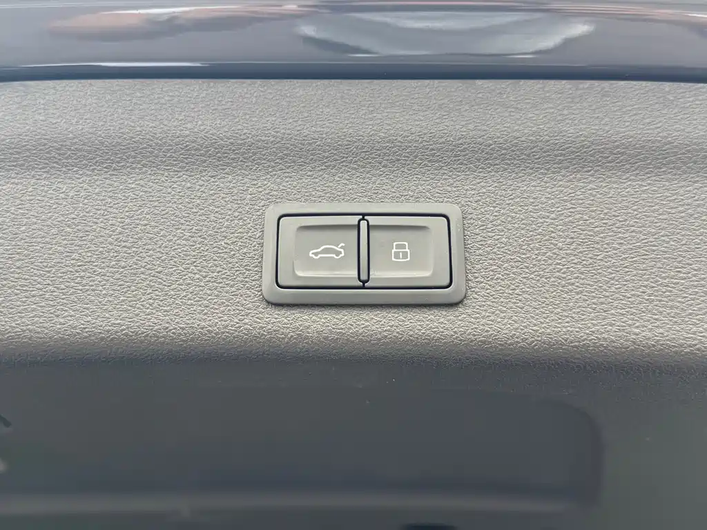 Audi A6 2022 — фото 21