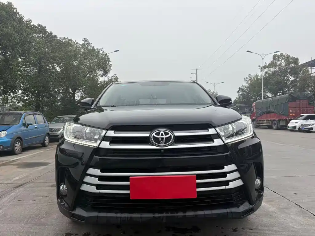 Toyota Highlander 2020 — фото 2