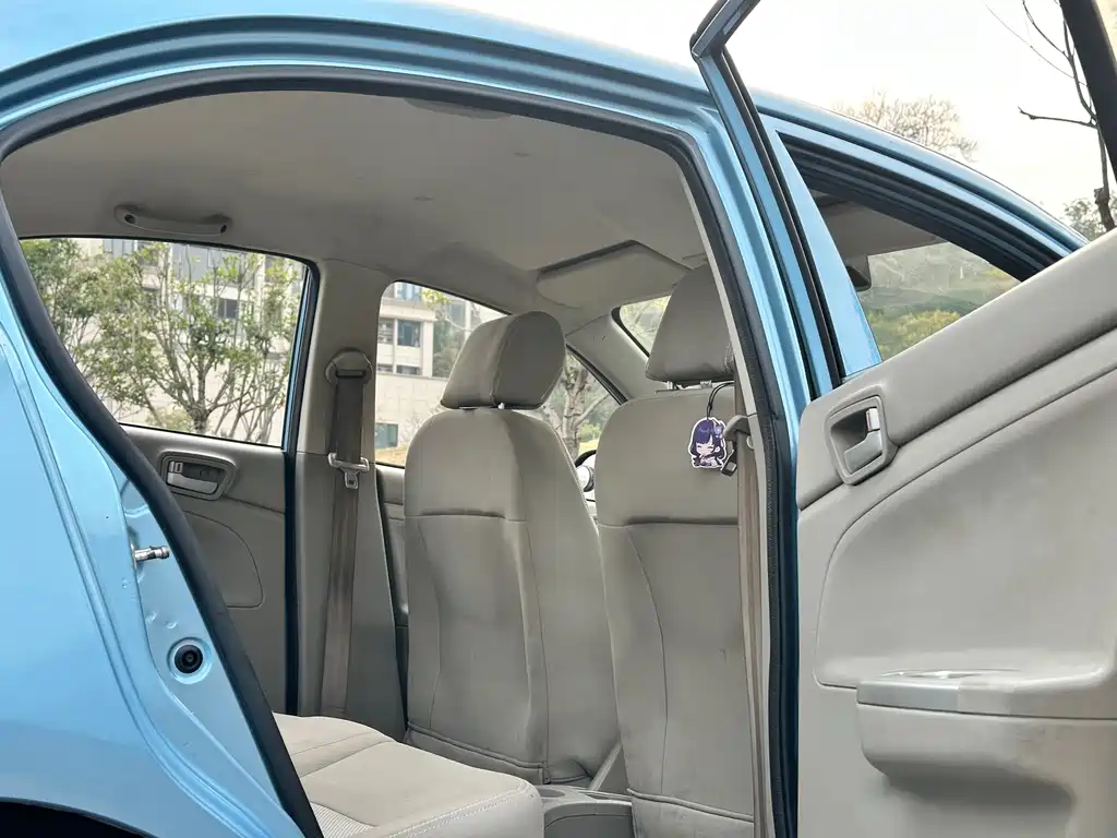 Changan V3 2014 — фото 13