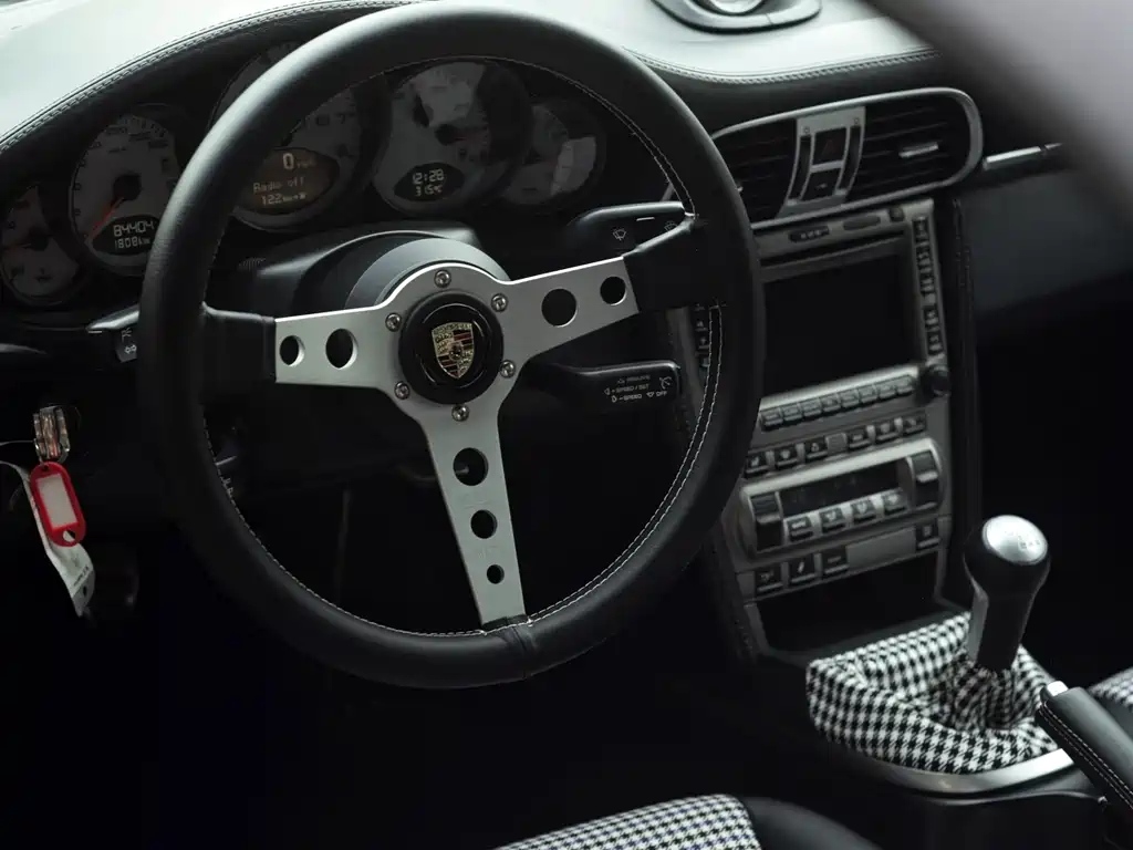 Porsche 911 2005 — фото 15