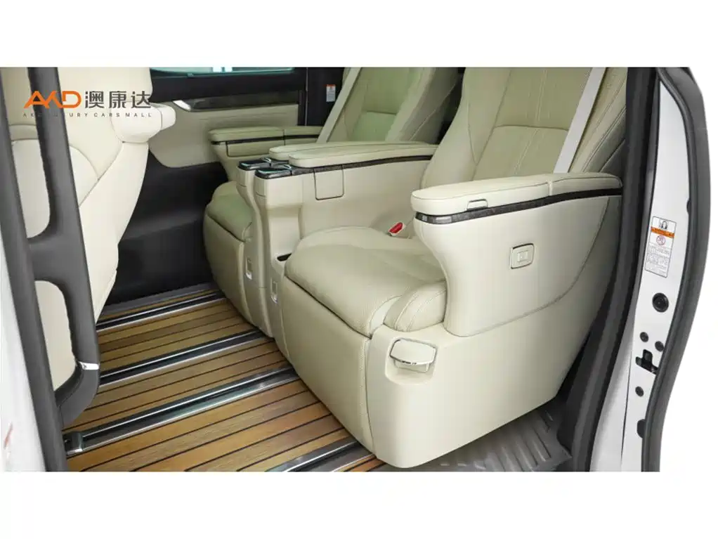Toyota Vellfire 2022 — фото 7