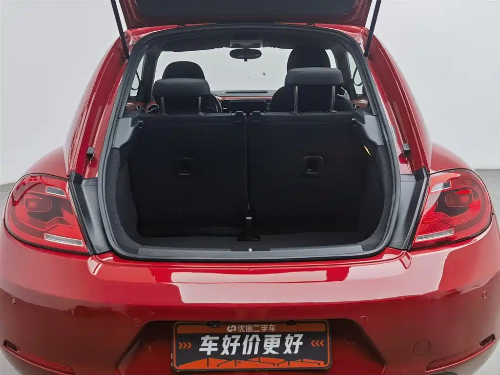 Volkswagen Beetle 2015 — фото 16