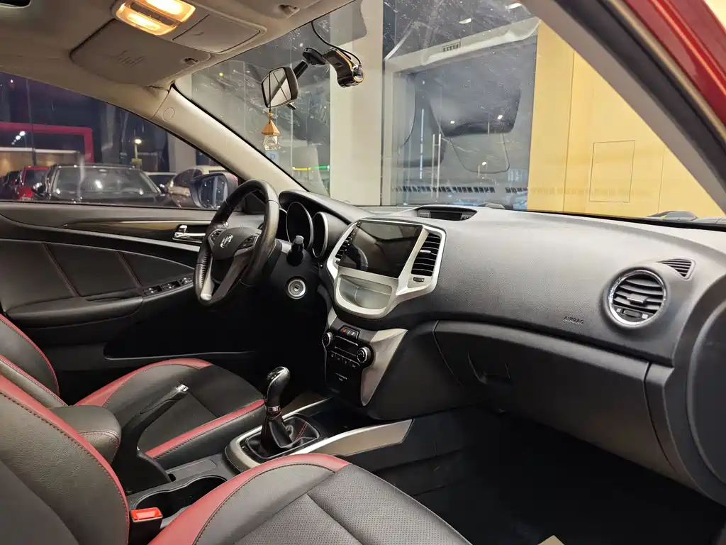 Changan Eado XT 2015 — фото 32