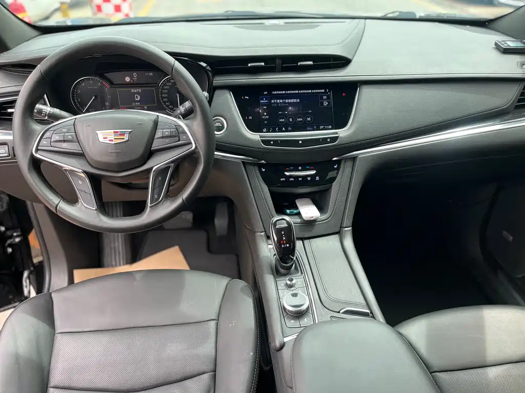 Cadillac XT5 2020 — фото 19