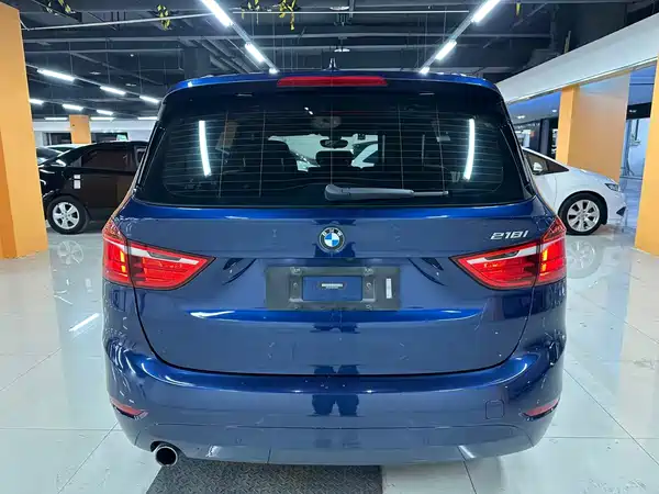 BMW 2 Series Wagon 2015