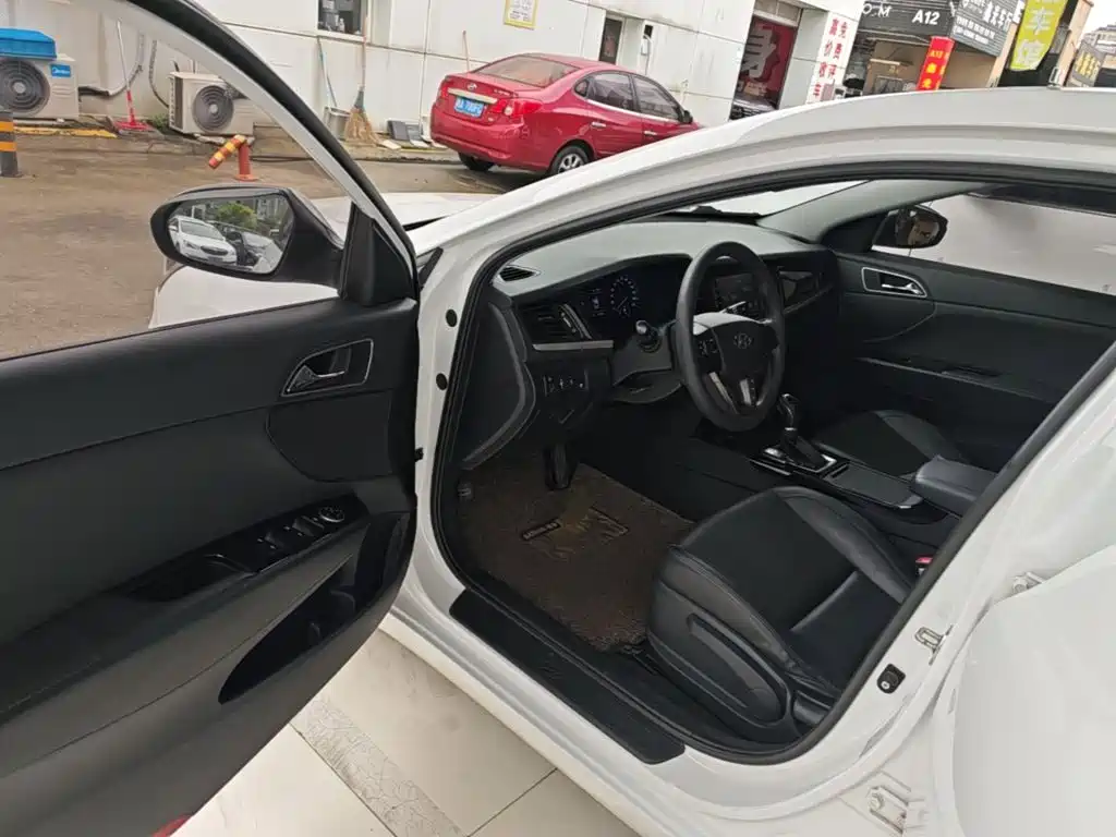 Hyundai Mistra 2018 — фото 16