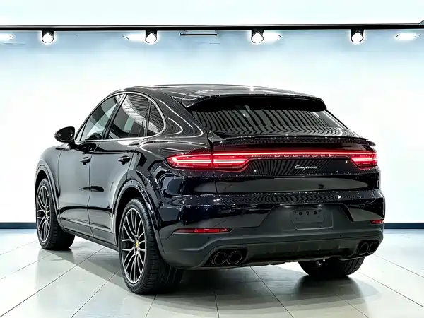 Porsche Cayenne 2023
