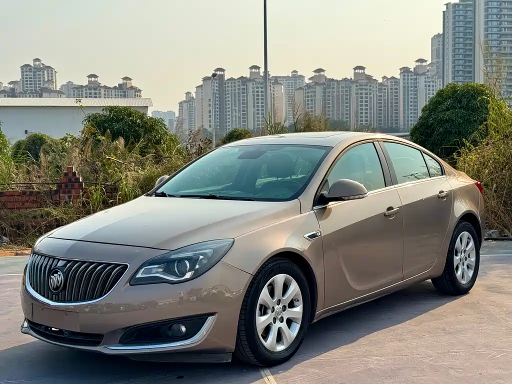 Buick Regal 2014 — фото 1