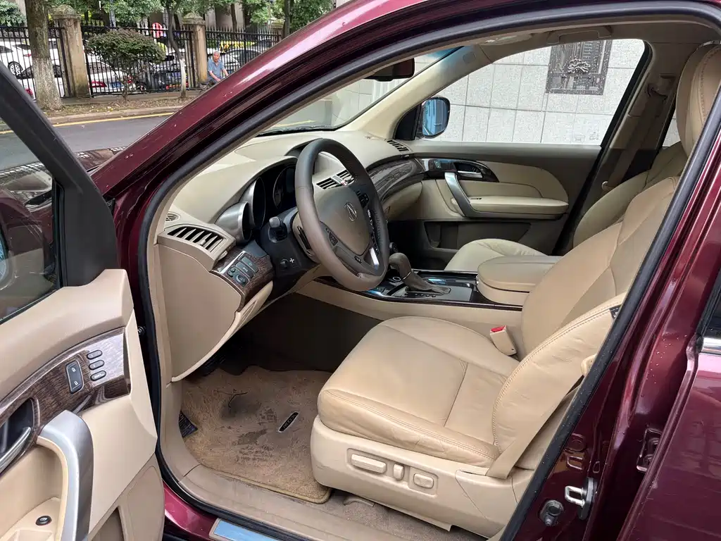 Acura MDX 2013