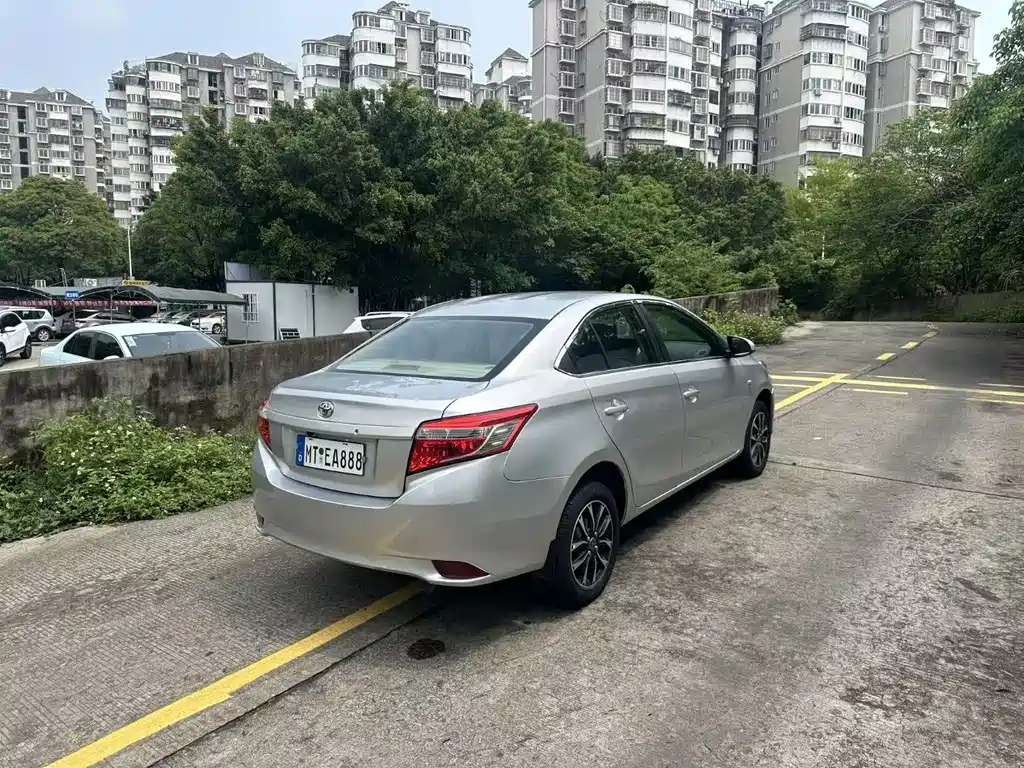 Toyota Vios 2014 — фото 4