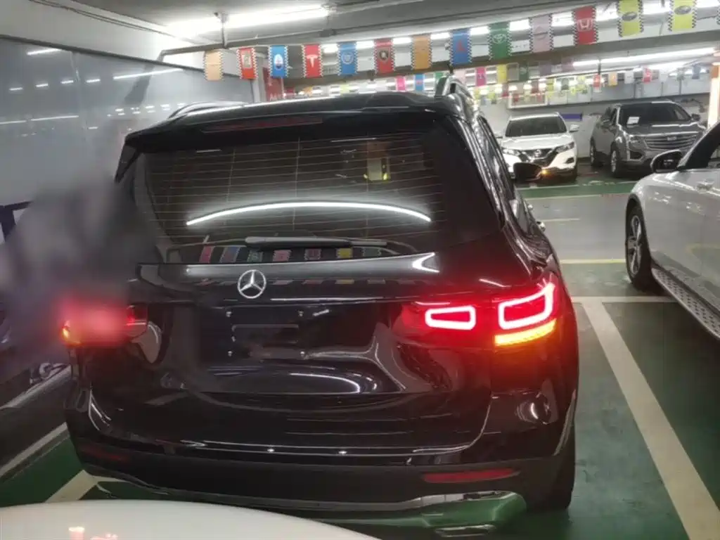 Mercedes-Benz GLB 2023 — фото 6