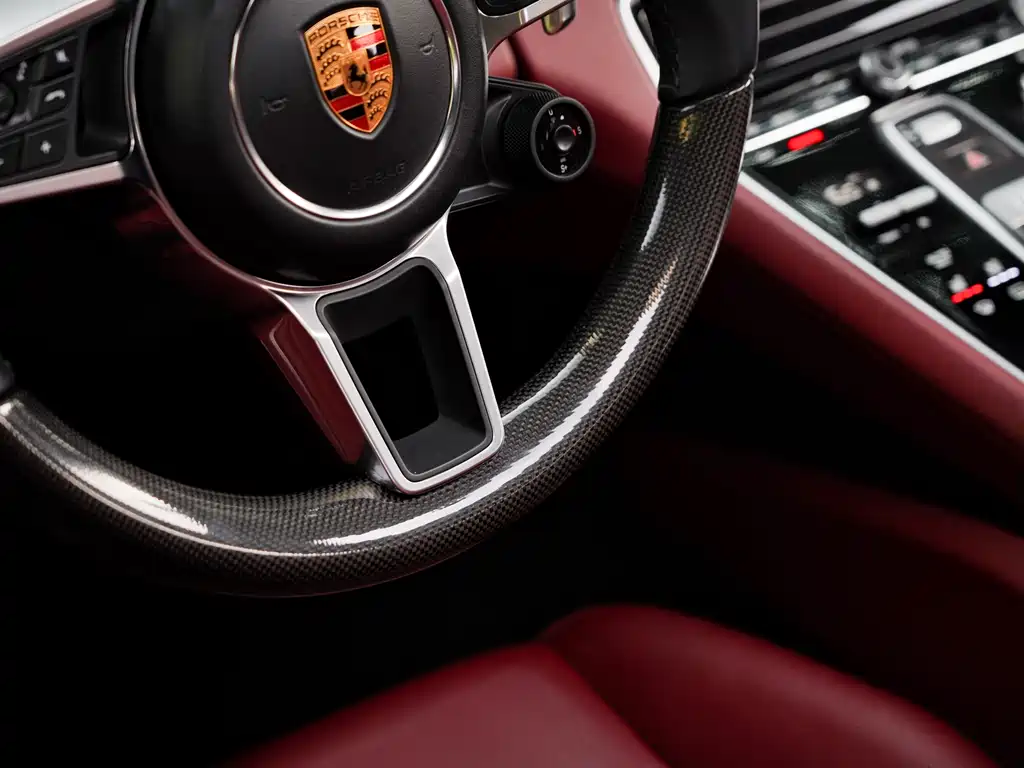 Porsche Panamera 2019 — фото 23