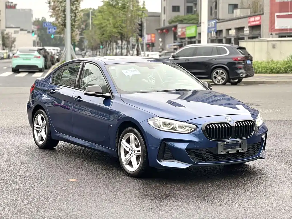 BMW 1 Series 2021 — фото 4