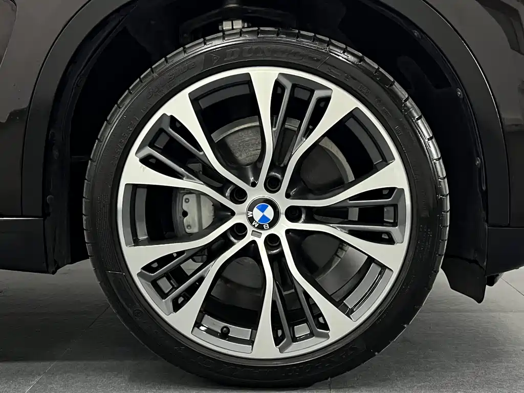 BMW X5 2016 — фото 16