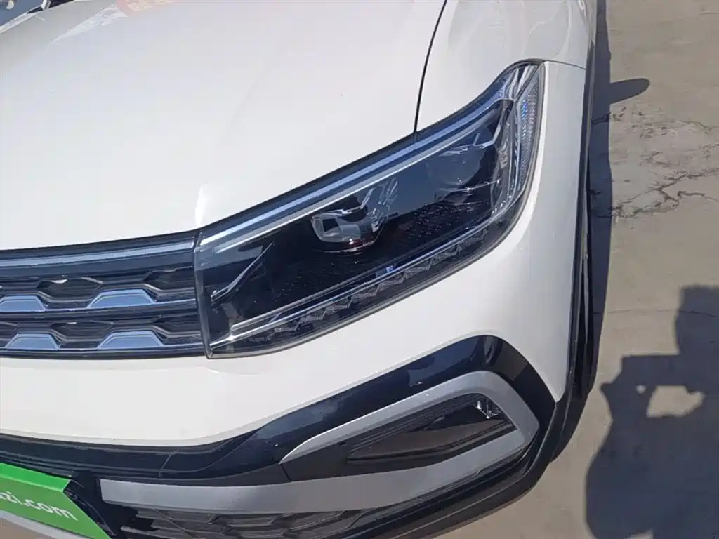 Volkswagen T-Cross 2021 — фото 24