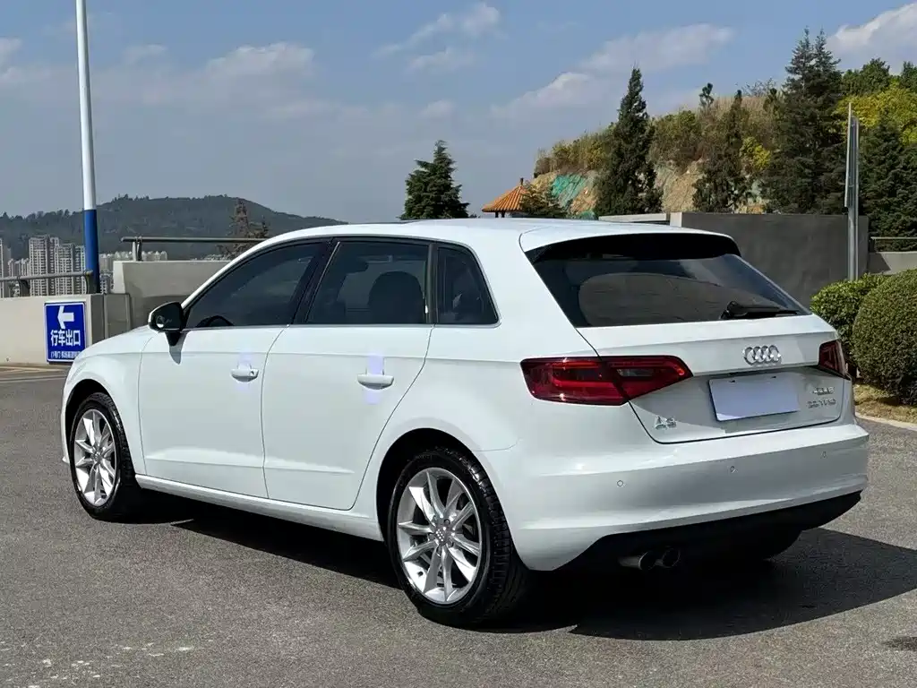 Audi A3 2015 — фото 9