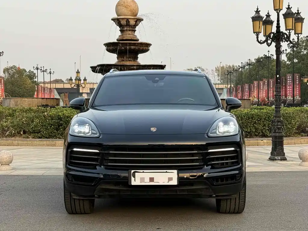 Porsche Cayenne Hybrid 2023 — фото 2