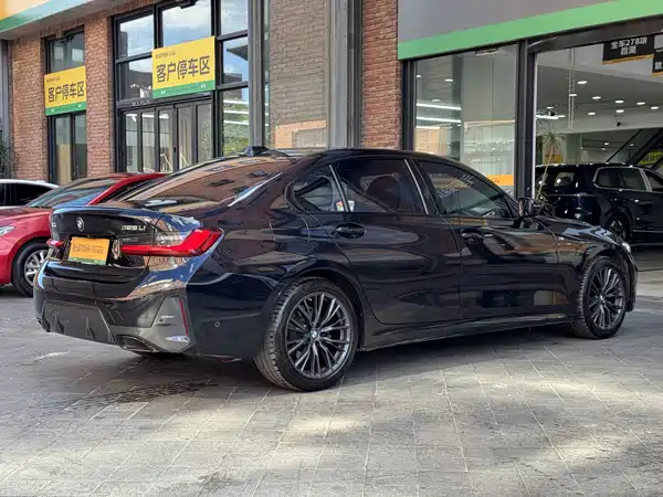 BMW 3 Series 2024