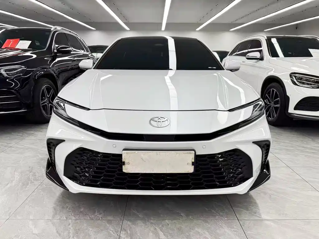 Toyota Camry 2024