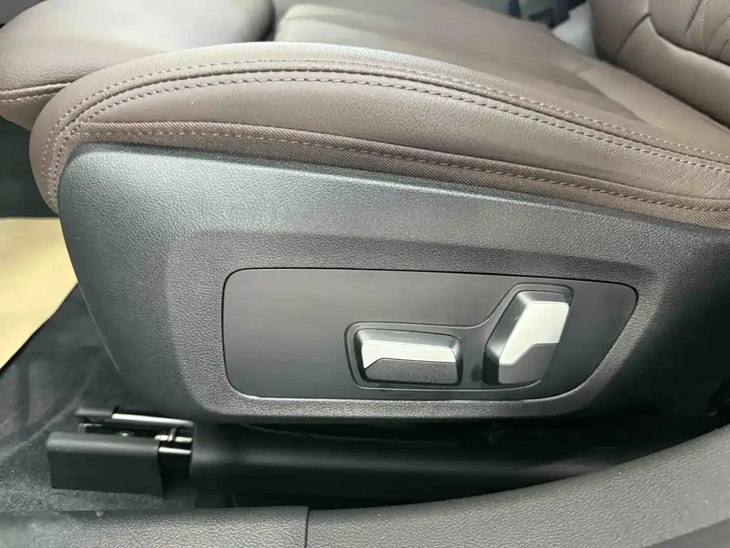 BMW 3 Series 2022 — фото 15