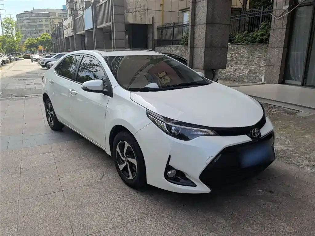 Toyota Levin 2018 — фото 4